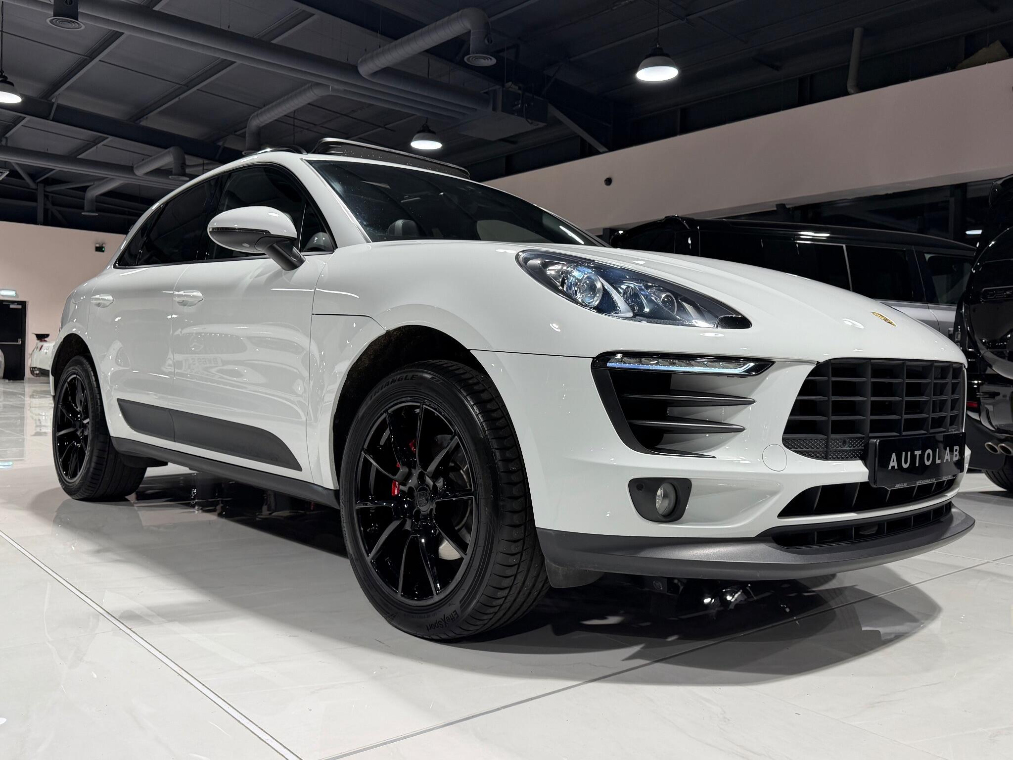 Porsche Macan 2.0T SUV 5dr Petrol PDK 4WD Euro 6 (s/s) (252 ps)